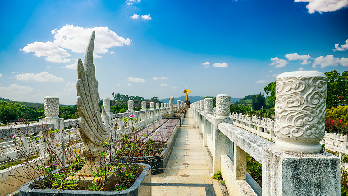 凤鸣苑二区，墓位，墓道，雕塑1120.jpg